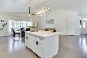 Orlando Area Home w/ Lanai: 10 Mi to Disney!