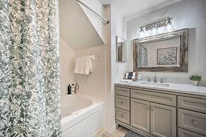 Kissimmee Condo: Community Perks, 10 Mi to Disney!