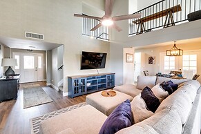 Community Perks & Patio: Sun Lakes Home!