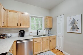 Asheville Retreat ~ 6 Mi to Biltmore & Downtown!