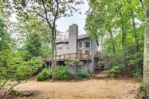 Wintergreen Resort Home w/ Deck, 1 Mi to Skiing!