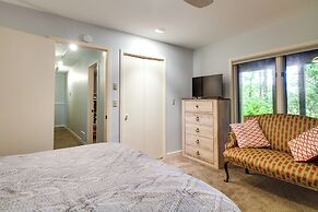 Wintergreen Resort Home w/ Deck, 1 Mi to Skiing!