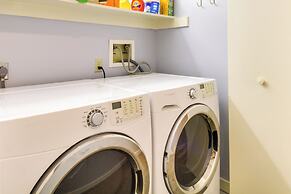 Wintergreen Resort Home w/ Deck, 1 Mi to Skiing!