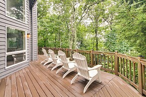 Wintergreen Resort Home w/ Deck, 1 Mi to Skiing!