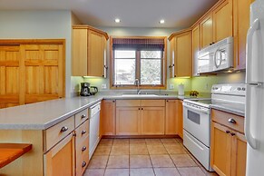 Walk to Main Street: Grand Lake Condo w/ Gas Grill