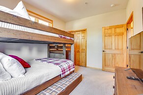 Walk to Main Street: Grand Lake Condo w/ Gas Grill