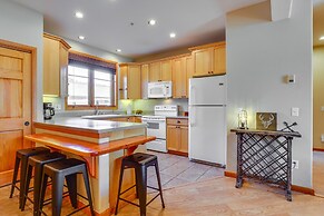 Walk to Main Street: Grand Lake Condo w/ Gas Grill