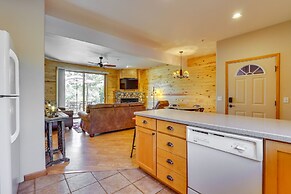 Walk to Main Street: Grand Lake Condo w/ Gas Grill