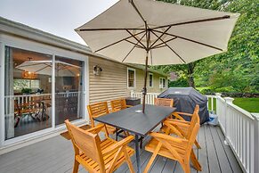 Rye Coastal Retreat w/ Deck & Outdoor Dining