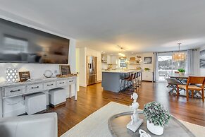 Rye Coastal Retreat w/ Deck & Outdoor Dining