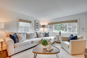 Rye Coastal Retreat w/ Deck & Outdoor Dining