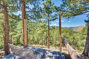 Serene Home w/ Hot Tub - 6 Mi to Boulder Falls!