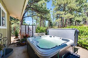 Serene Home w/ Hot Tub - 6 Mi to Boulder Falls!