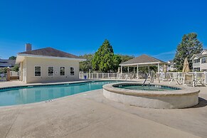 Lovely Myrtle Beach Condo w/ Golf Course Views!