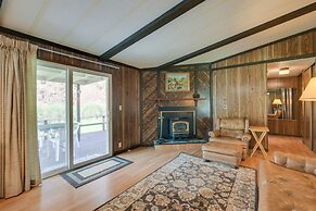 Cozy Salmon Home w/ Mountain Views & River Access