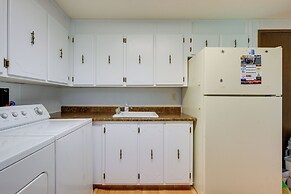 Cozy Salmon Home w/ Mountain Views & River Access