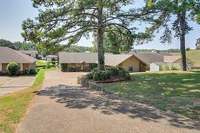Peaceful Hot Springs Home: Deck w/ Water Views!