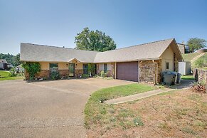 Peaceful Hot Springs Home: Deck w/ Water Views!