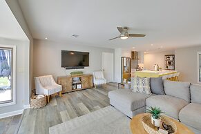 Peaceful Hot Springs Home: Deck w/ Water Views!