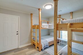 Peaceful Hot Springs Home: Deck w/ Water Views!