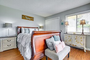 Little River Condo w/ Pool Access - Near Beaches!