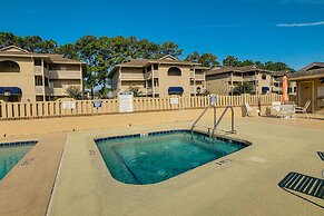 Little River Condo w/ Pool Access - Near Beaches!