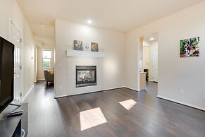 Bothell Retreat: Home Gym, Fireplace & More!