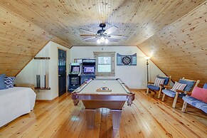 'cove Life at Tellico Lake' Cabin w/ Hot Tub, Dock