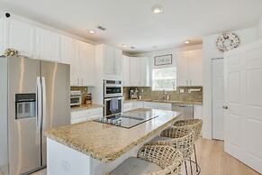 Sunny Key Largo Home w/ Golf Cart & Kayaks