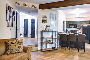 Wintergreen Resort Condo w/ Deck, 0.3 Mi to Slopes