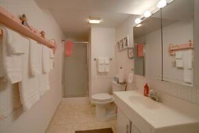 Simple + Charming Idaho Retreat w/ Patio!