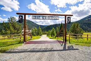 Wyoming Retreat on Wood River: Hike & Fly Fish!