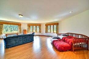 Wyoming Retreat on Wood River: Hike & Fly Fish!