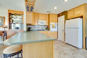 20 Mi to Austin: Texas Farmhouse on 10 Acres