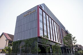 Hotel Faber Park Singapore - Handwritten Collection