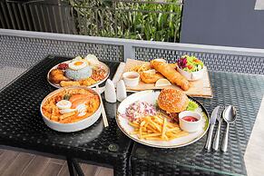 Hotel Faber Park Singapore - Handwritten Collection