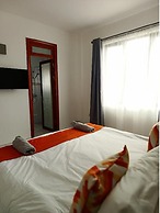 Eliper Hotel