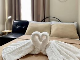 Inviting 2-bed Apartment in Mandaluyong