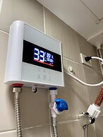 Inviting 2-bed Apartment in Mandaluyong