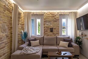 Castello Nuovo Suite by CorfuEscapes