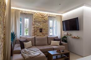 Castello Nuovo Suite by CorfuEscapes
