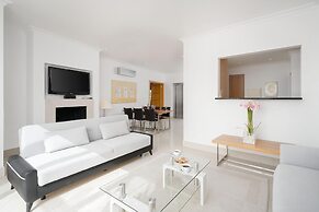 Palmyra Penthouse in Vilamoura