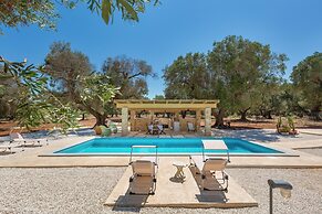 3565 A Piedi Scalzi nel Trullo by Perle di Puglia