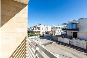 3399 Bina House by Barbarhouse