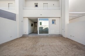 3399 Bina House by Barbarhouse