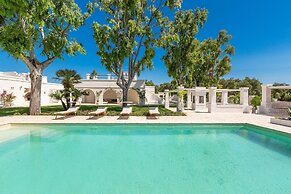 3589 Borgo Treffe by Perle di Puglia