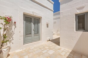 3589 Borgo Treffe by Perle di Puglia