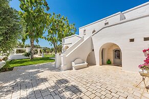 3589 Borgo Treffe by Perle di Puglia