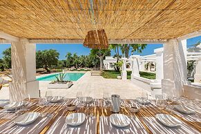 3589 Borgo Treffe by Perle di Puglia