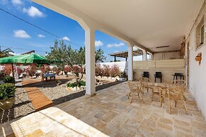 3412 Relax in Love by Barbarhouse